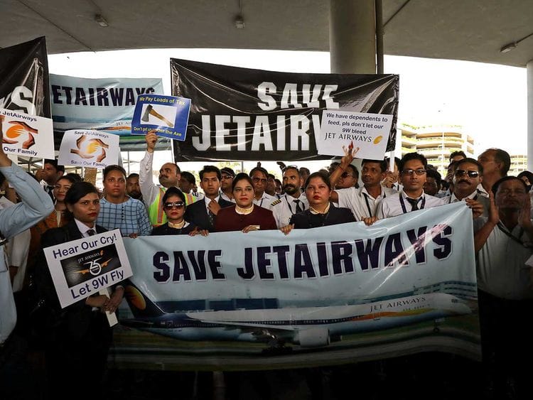 2019-04-15T162103Z_835118662_RC11B317BBA0_RTRMADP_3_JET-AIRWAYS-DEBT-(Read-Only)