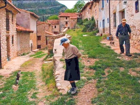For more than 30 years, Juan Martin Colomer and his wife Sinforosa Sancho have lived alone in the Spanish village of La Estrella