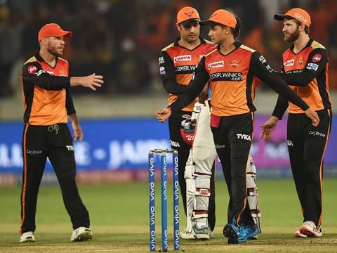 Sunrisers Hyderabad skipper Kane Williamson with teammates during a match in Indian Premier League 2019. 