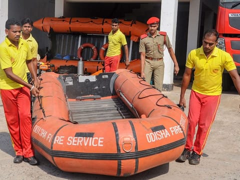 Odisha Fire Service and Disaster Response personnel prepare for emergencies in view of Cyclone Fani, which may hit the Odisha coast by Friday, in Bhubaneswar. 