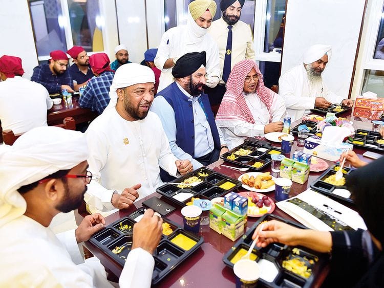 NAT_190507_Iftar-Temple_CE15-(Read-Only)