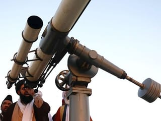 Pakistan turns to science for moon sighting, infuriating mullahs