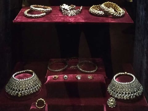 The jewels are a silent witness to history.