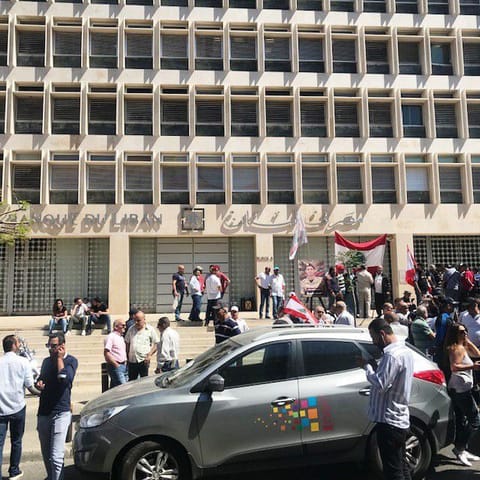 Retired Lebanese servicemen protest to save pensions