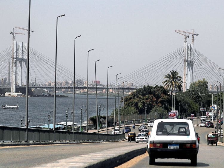 2019-05-15T141631Z_1034145090_RC1924D8BD40_RTRMADP_3_EGYPT-ECONOMY-(Read-Only)
