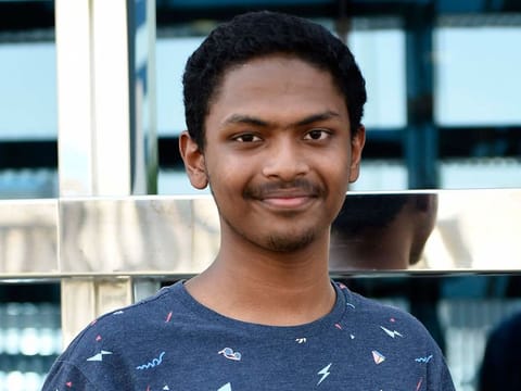 Shaamil Karim, top 100 finalist for Google Science Fair