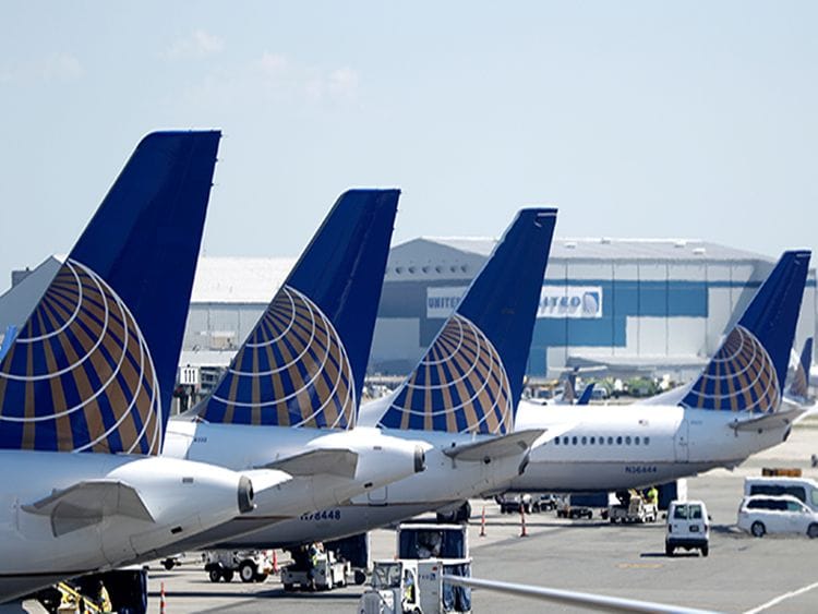 Global airlines slash profit forecast by 21%