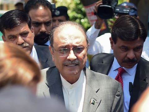 A file photo of Asif Ali Zardari arriving for his bail appeal at Islamabad High Court.