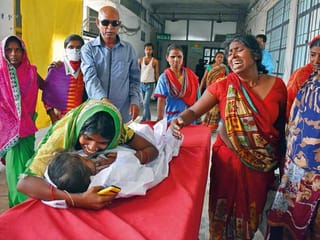 What is encephalitis, how did 53 children die in India?