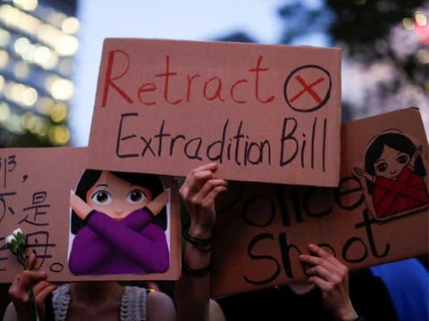 People attend a rally in support of demonstrators protesting against the proposed extradition bill with China, in Hong Kong, China, June 14, 2019. Picture taken June 14, 2019. 