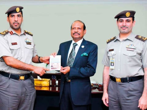 LuLu Group chairman Yousuf Ali M.A. was the first in Abu Dhabi to receive the Gold Card residency visa. Apart from the investors who qualify for 10-year visas, entrepreneurs and special talents will be entitled to five-year visas.