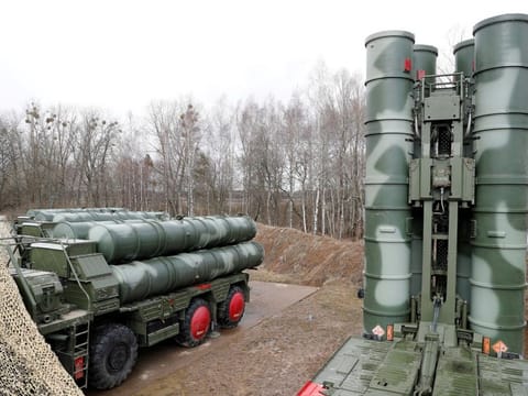 A view shows a new S-400 "Triumph" surface-to-air missile system after its deployment at a military base outside the town of Gvardeysk near Kaliningrad, Russia March 11, 2019. 