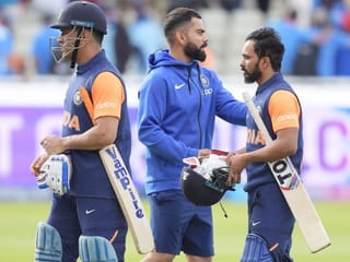 Cricket World Cup: Dhoni go-slow against England stirs Indian fan fury