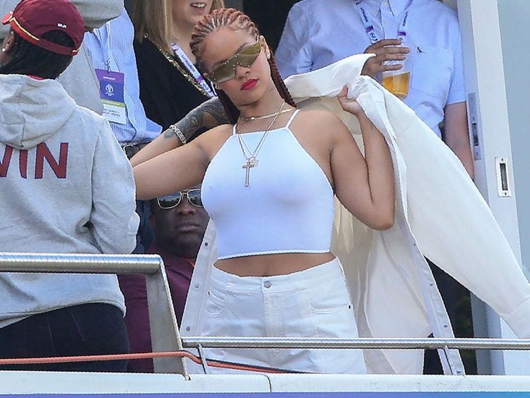 Rihanna spectates 