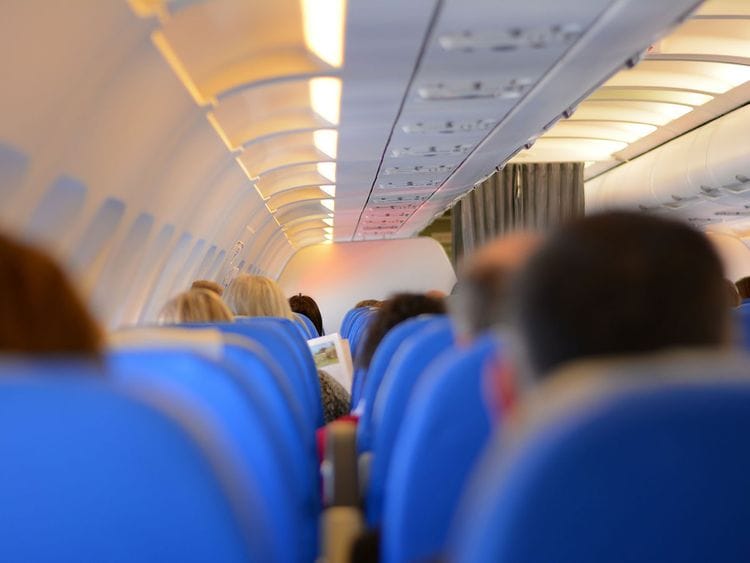 passengers-519008_1920