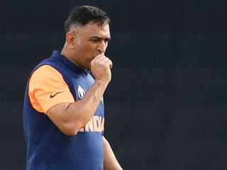 Cricket World Cup — MS Dhoni's thumb is fine, he is a warrior: Team official 