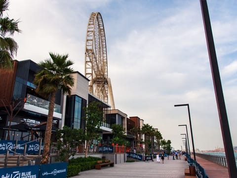 Bluewaters is one of the new waterfront residential destinations in Dubai. With many new projects, buyers are spoilt for choice and are likely to take a longer time to decide