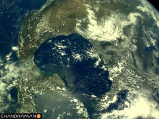 Chandrayaan-2 leaves earth’s orbit, moving towards moon