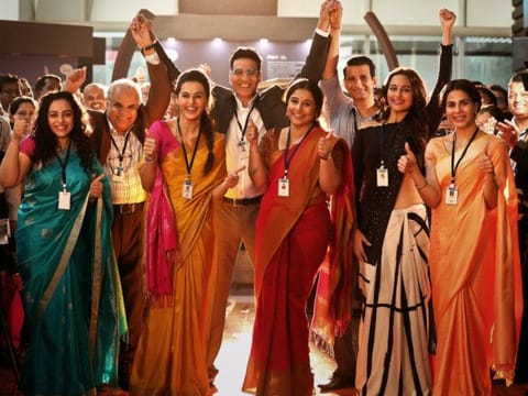 ‘Mission Mangal’ review: Female stars shine bright in science film