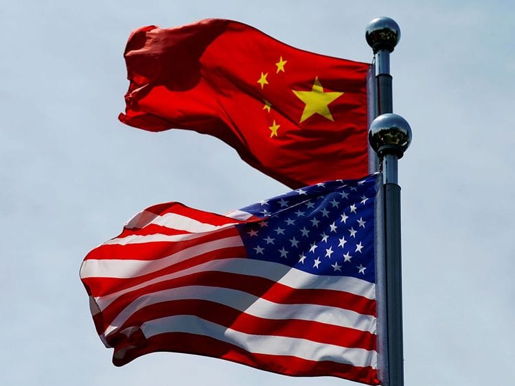 190828 us china flags