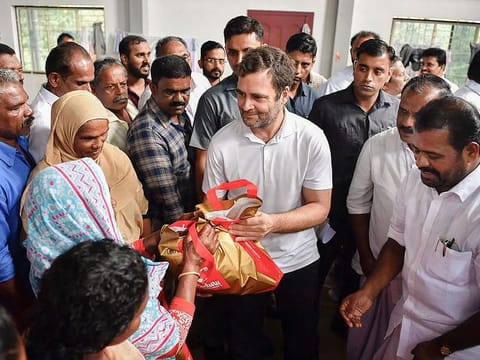 Former Congress president Rahul Gandhi visits a flood relief camp at St.Thomas Church, Chungam Thalappuzha Village, Wayanad. 