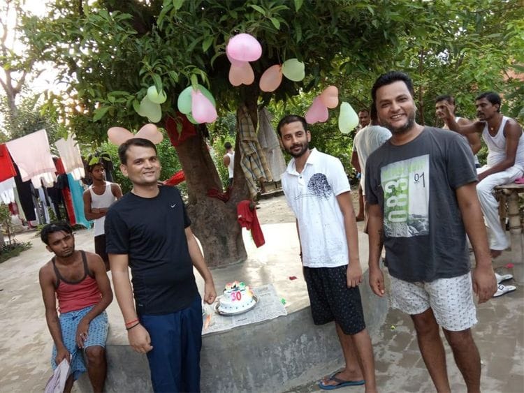 Murder convict celebrates birthday with inmates in a Bihar prison