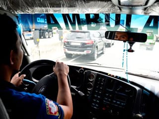 Patients die as Manila traffic jams block ambulances