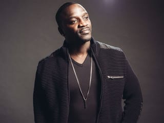 Why pulling down Akon's pants mid-concert in India isn't a cool fan move 