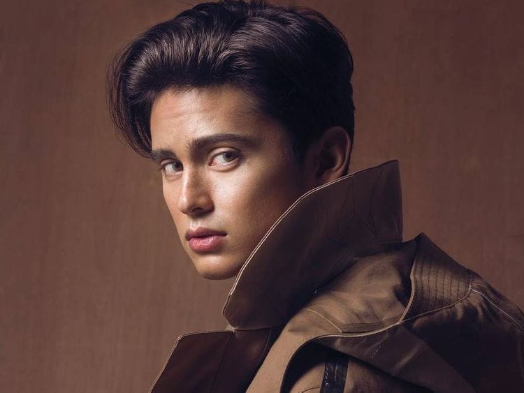James Reid 2-1570343006181