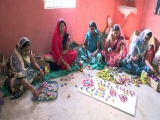 Raipur women make eco-friendly diyas from cow dung to celebrate clean, green Diwali 
