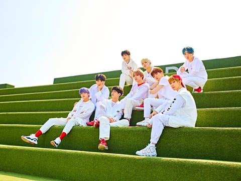 K-Pop group D-Crunch.