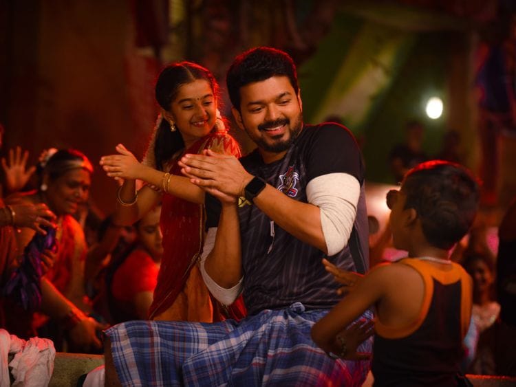 Vijay in Bigil (4)-1572350226954