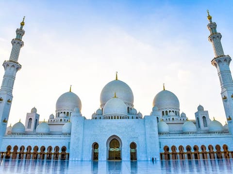 Sheikh Zayed Grand Mosque Abu Dhabi.