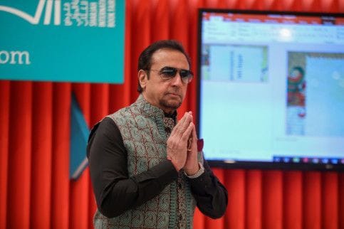 NAT 191108 Gulshan Grover 1-1573216736845