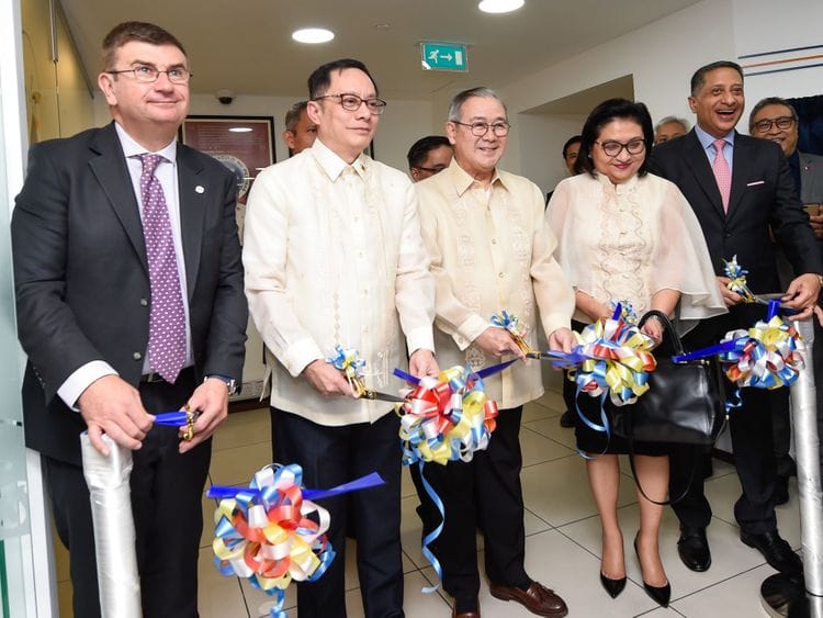 NAT 191121 PHILLIPINE VFS GLOBAL-7-1574340512302