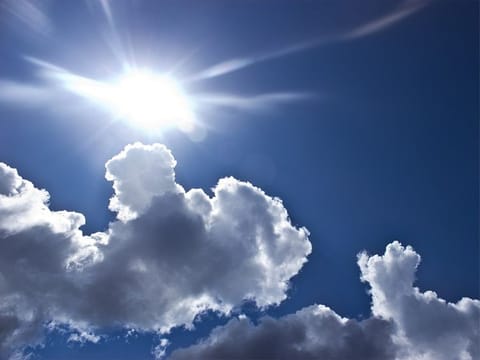 Searing heat hits UAE: Mercury soars to 50.4°C in Al Shawamekh, Abu Dhabi