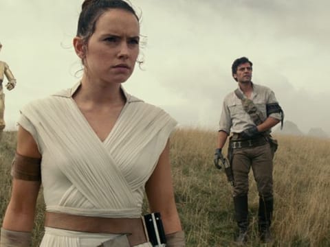 (Left to right( Chewbacca (Joonas Suotamo), BB-8, D-O, Rey (Daisy Ridley), Poe Dameron (Oscar Isaac) and Finn (John Boyega) in STAR WARS:  EPISODE IX