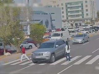  Abu Dhabi: Dh400 fine for jaywalking, Dh500 for not giving way to pedestrians