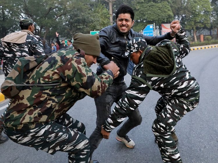 Copy of 2019-12-27T121534Z_506355575_RC2O3E9N8JD6_RTRMADP_3_INDIA-CITIZENSHIP-PROTESTS-1577529764632