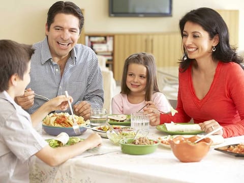 Off the cuff: Connecting at the dinner table
