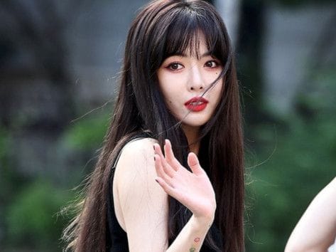 K-Pop couple Hyuna and Dawn go public with romance
