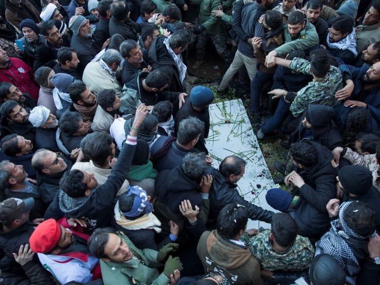 OPN 200110 SOLEIMANI-FUNERAL-1578654096531