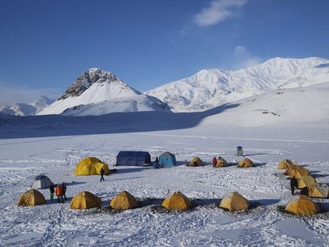 Pakistan Youth Outreach Foundation and Hindukush Mountaineering and Adventure Club organized the valley’s first youth ski and mountaineering training camp. Image Credit: PYOF
