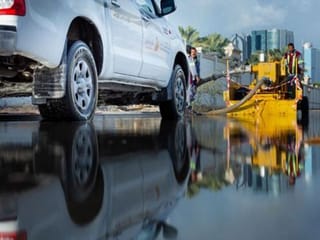 Look: It took 3,100 workers in Dubai to clear up flooded roads