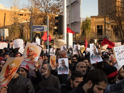 A pro-government protest in front of the British Embassy in Tehran