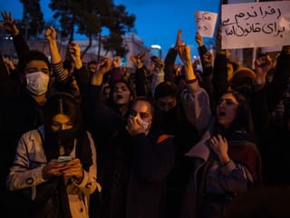 Video: Iran police shoot at those protesting plane shootdown