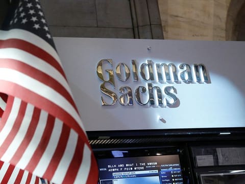 Wall Street’s biggest banks traditionally shied away from  advising on small mergers and acquisitions are now swooping in on smaller transactions.