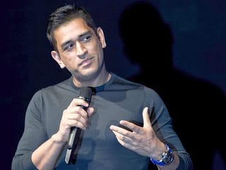 MS Dhoni retirement: Bollywood stars hail cricket icon