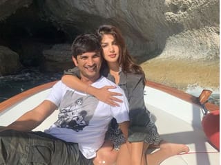 Bollywood : Twitterati pour wishes as Sushant turns a year older