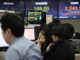 China leads sharp losses in Asia as coronavirus spreads